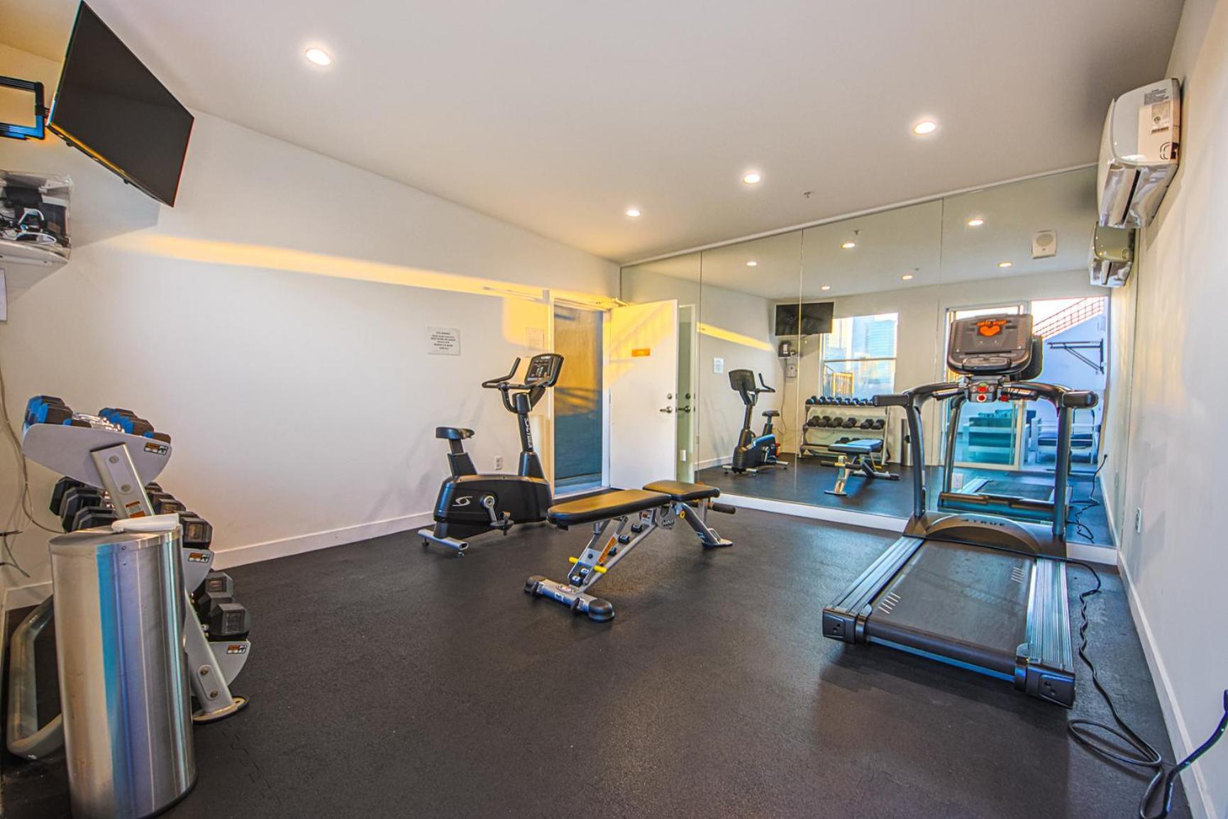 Stunning 1 Bdr 1 Bth, Pool, Jacuzzi Appartement Los Angeles Buitenkant foto