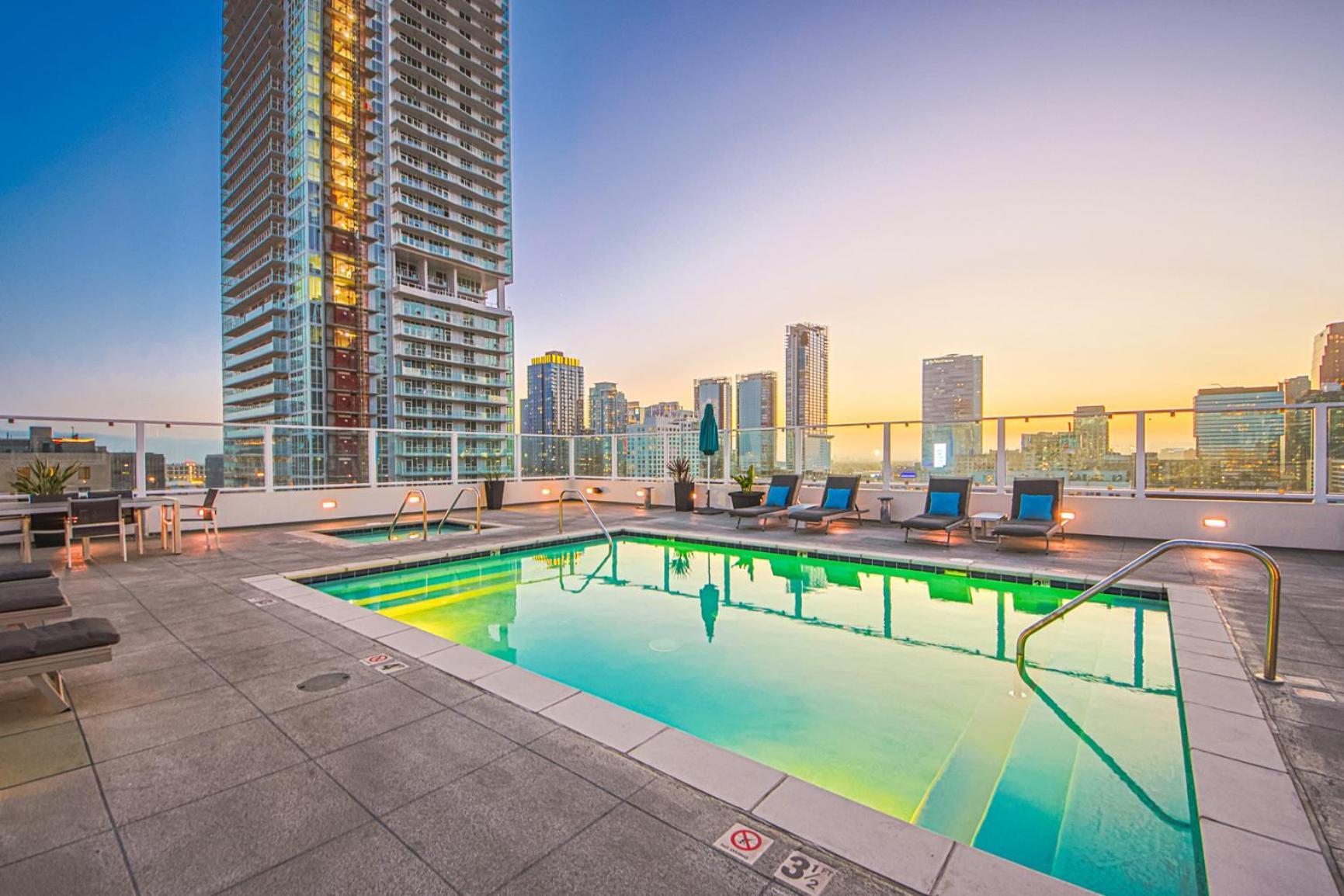 Stunning 1 Bdr 1 Bth, Pool, Jacuzzi Appartement Los Angeles Buitenkant foto