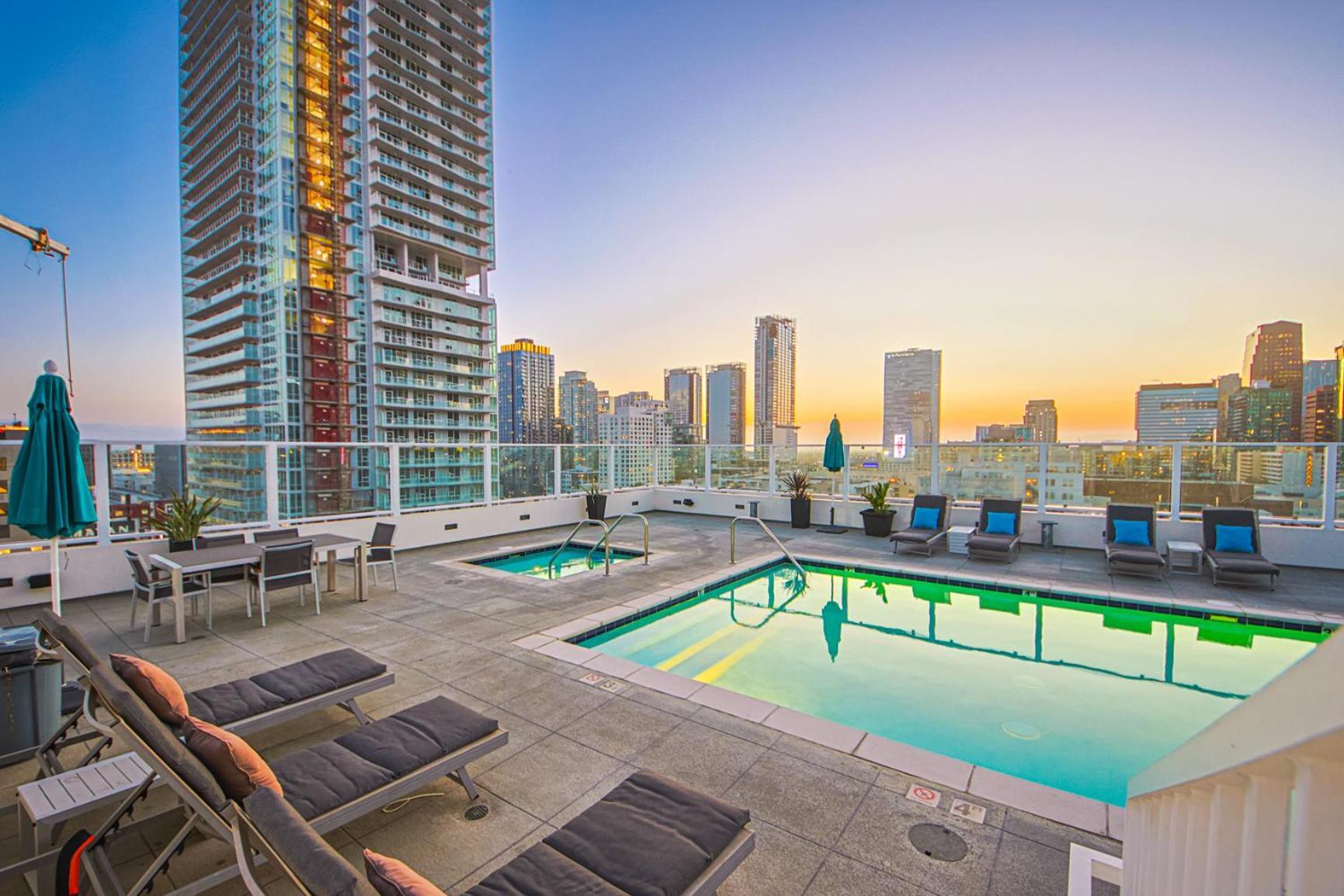 Stunning 1 Bdr 1 Bth, Pool, Jacuzzi Appartement Los Angeles Buitenkant foto